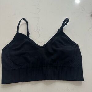 Black Seamless Sportsbra